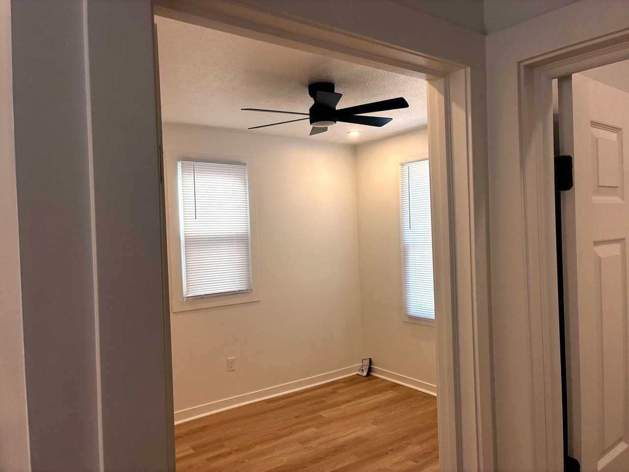 1378 E Fulton St - Photo 5 of 18