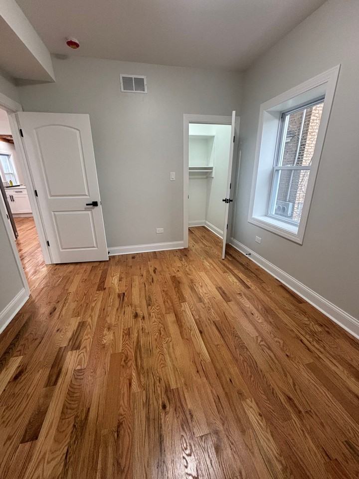 17 N Austin Blvd #2 - Photo 4 of 8