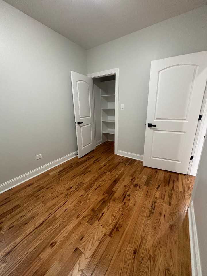 17 N Austin Blvd #2 - Photo 5 of 8