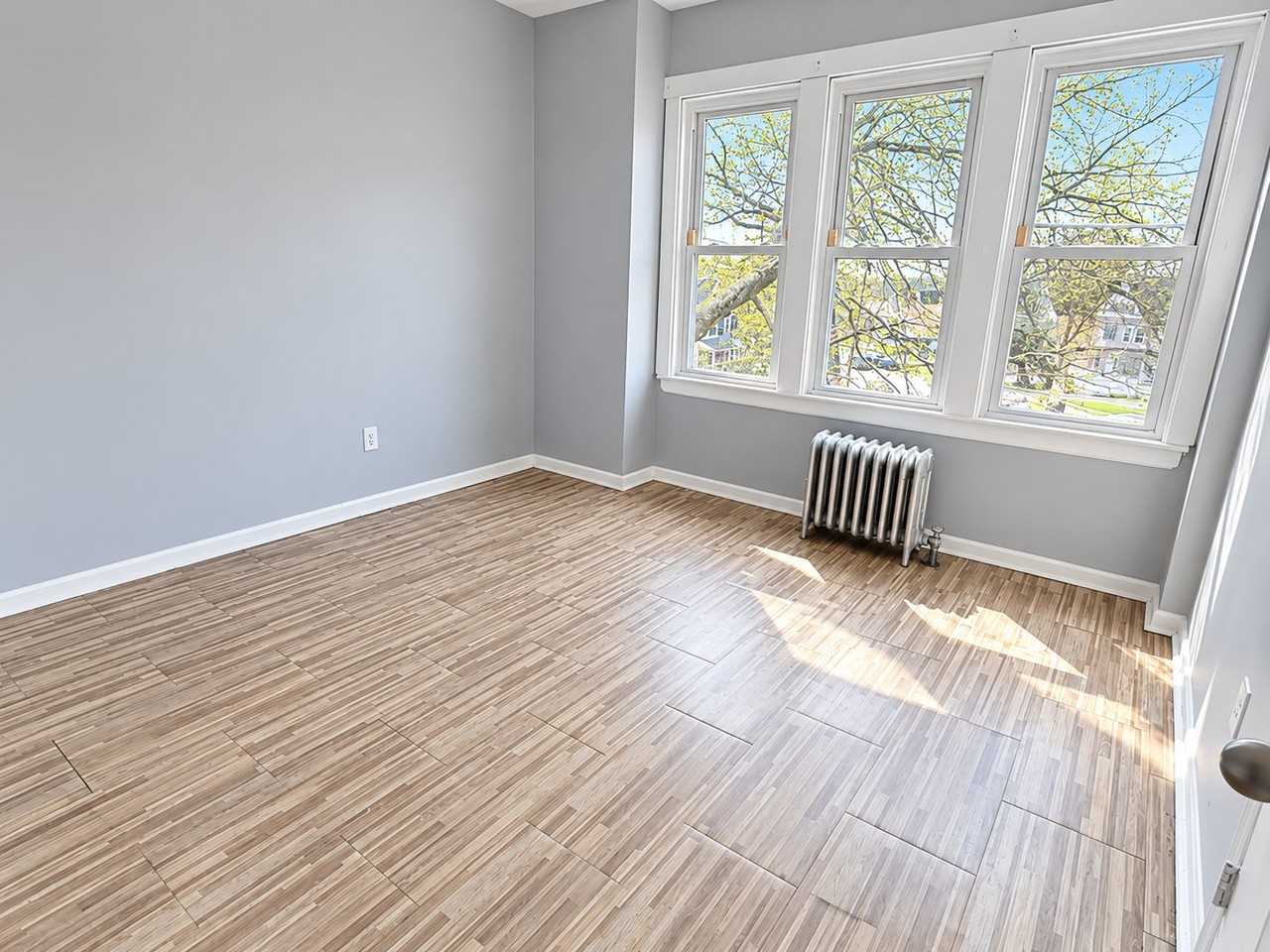 705 Kensington Ave #C - Photo 2 of 4