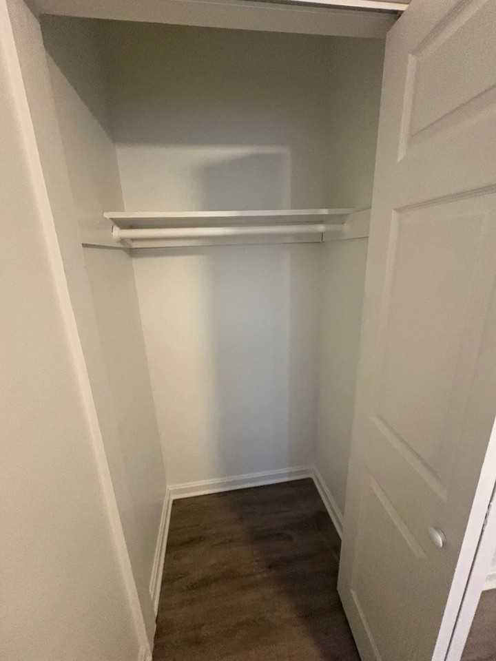 2312 Wintergreen Ave - Photo 2 of 9