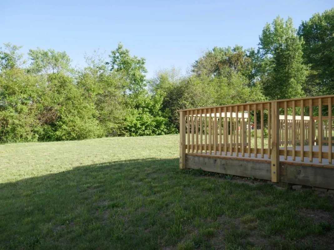 2312 Wintergreen Ave - Photo 7 of 9