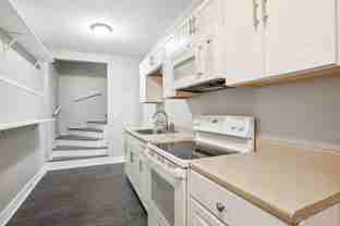 1643 Ralph David Abernathy Blvd Sw #B - Photo 1 of 1