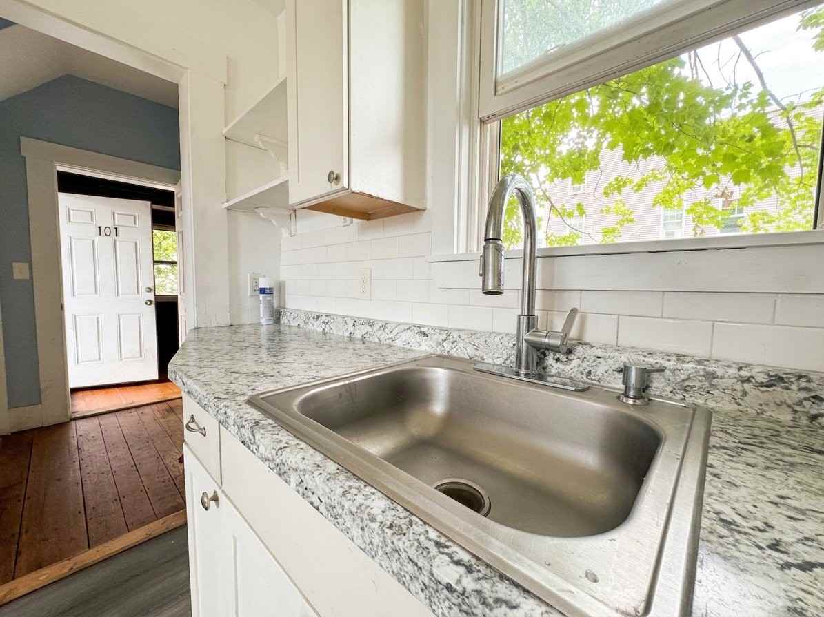 6 Graham St - Photo 4 of 20