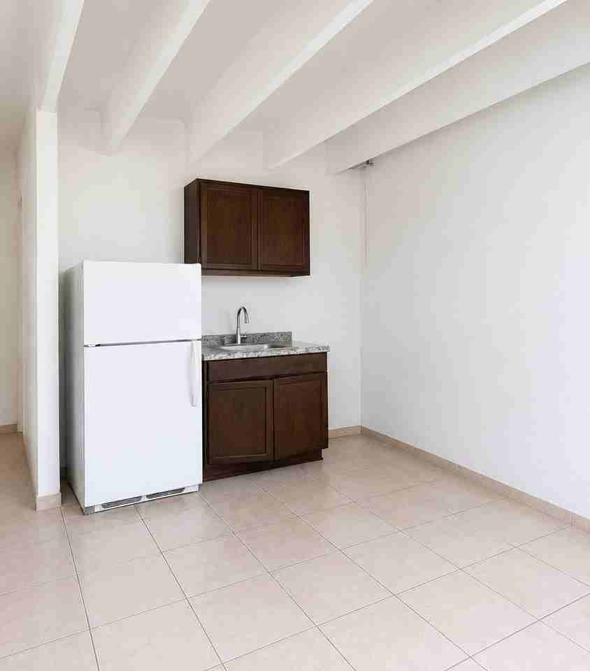419 Sw Avenue C - Photo 5 of 6