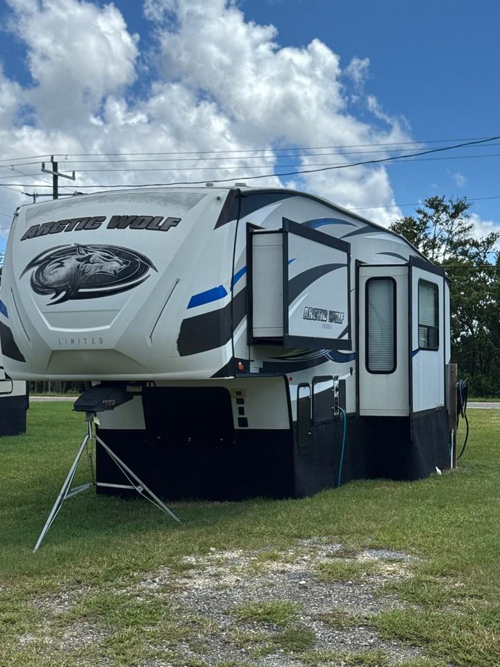 11850 Fl - Photo 2 of 18