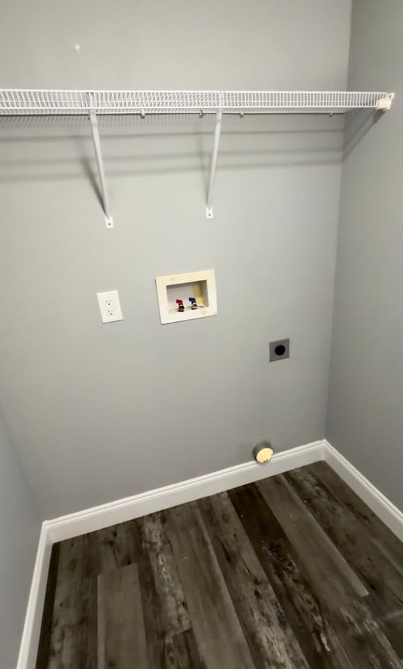 1212 Jessica Loop - Photo 4 of 9