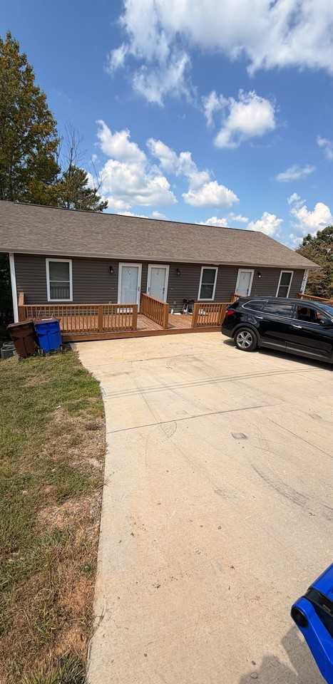 1212 Jessica Loop - Photo 6 of 9
