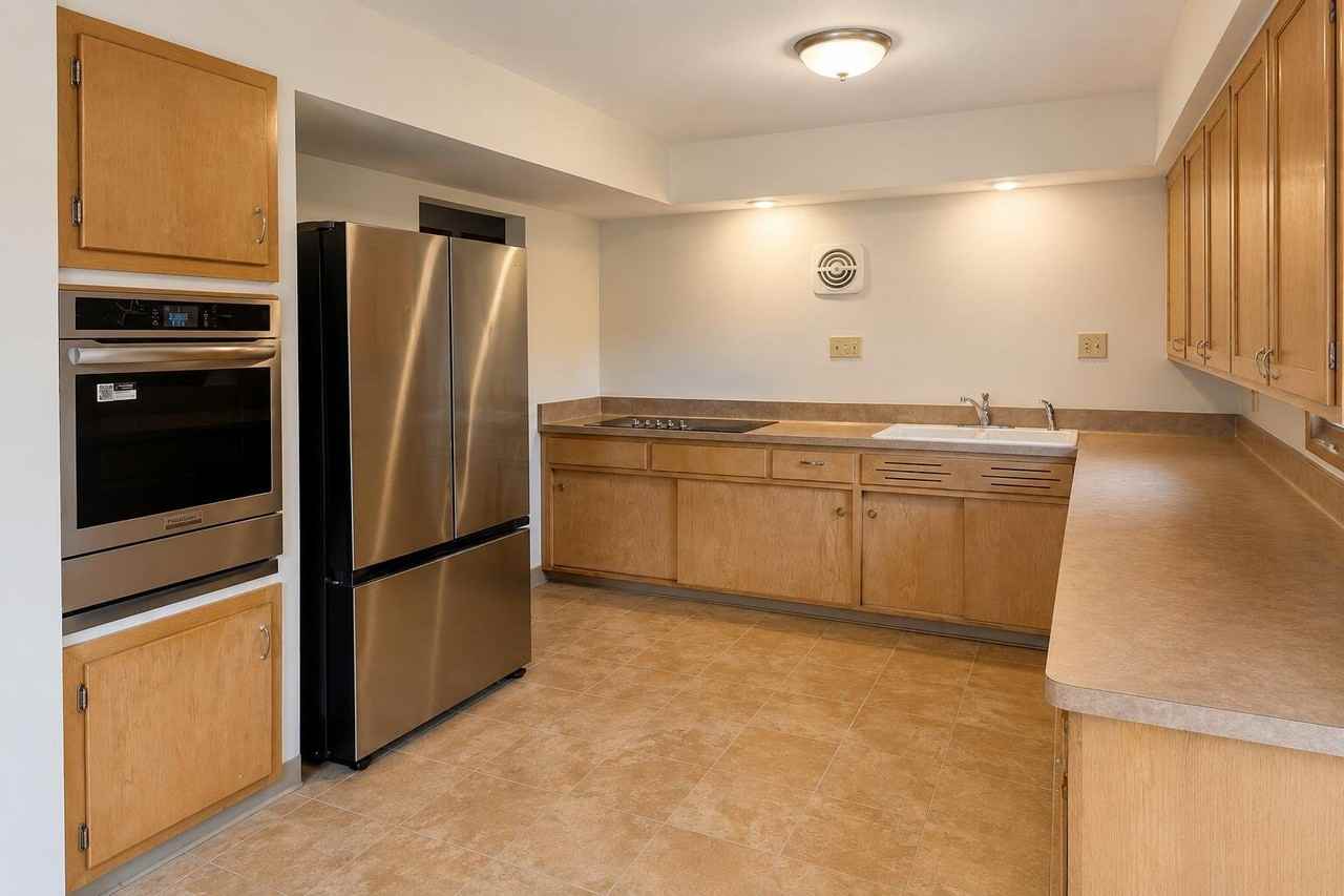 W67N756 Evergreen Blvd - Photo 3 of 8