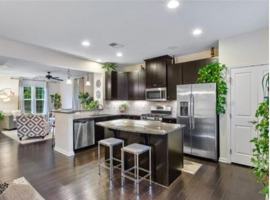 featured image of 4400 Duncan Park Ln