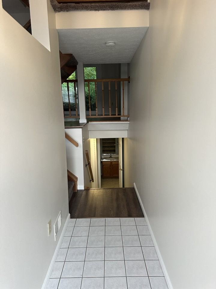 2614 Birchwood Ln - Photo 4 of 31