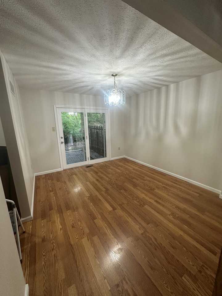 2614 Birchwood Ln - Photo 7 of 31