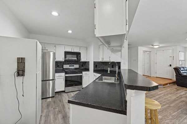 4046 Chetham Wy - Photo 6 of 29