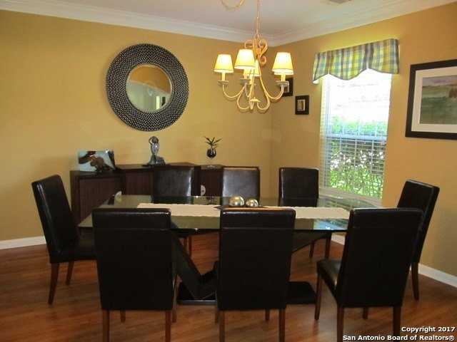 118 Stonewall Bnd - Photo 5 of 24