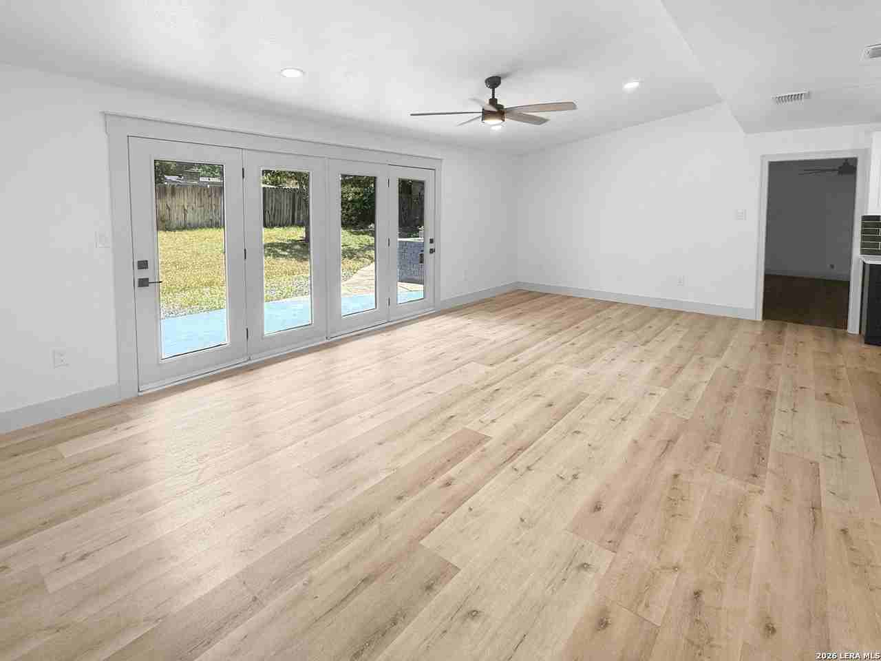446 Forrest Hill Dr - Photo 7 of 21