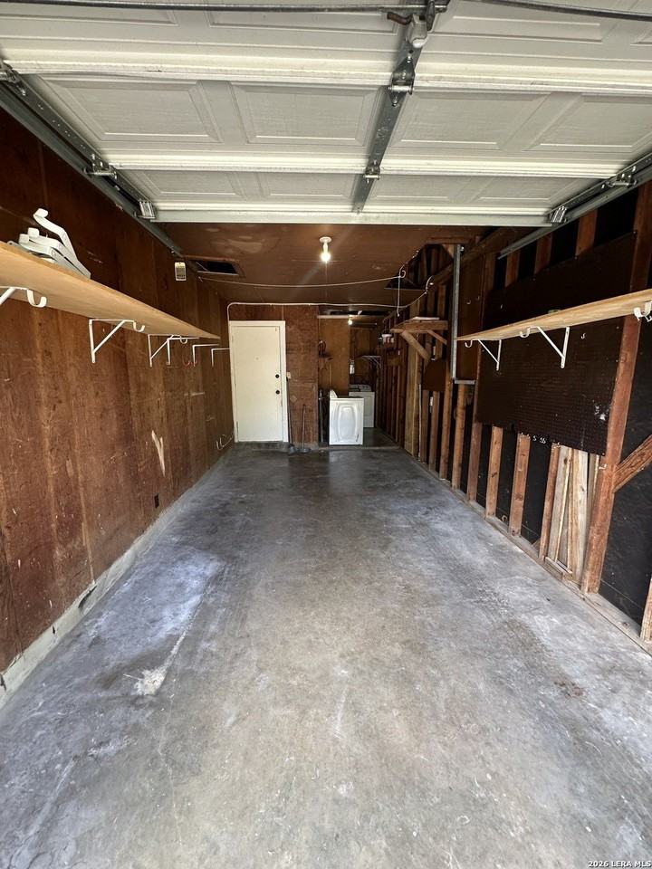 410 Hialeah Ave - Photo 6 of 15