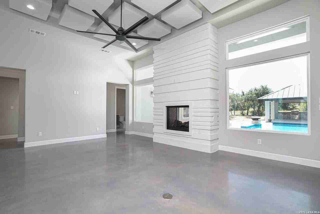 922 Maximino Ridge Rd - Photo 7 of 36