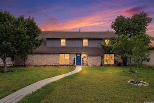 827 Briarcliff Dr - Photo 1 of 1