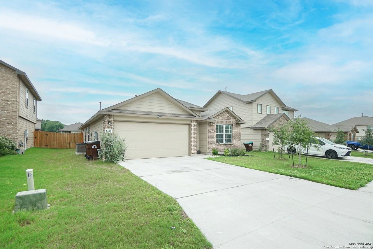 6310 Kendall Cv - Photo 3 of 17