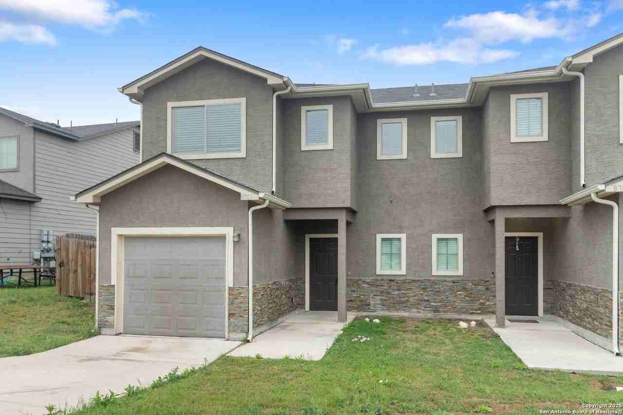 8707 Azul Sky Ct - Photo 2 of 16