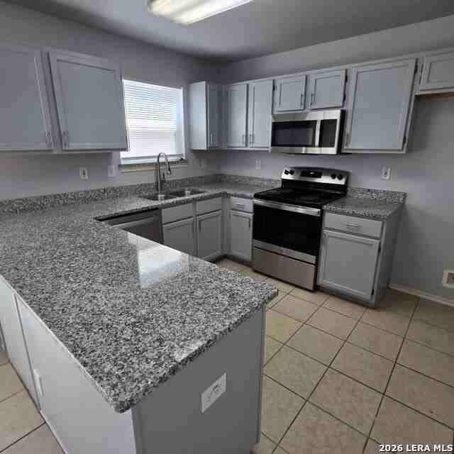 626 Limestone Flt - Photo 4 of 10
