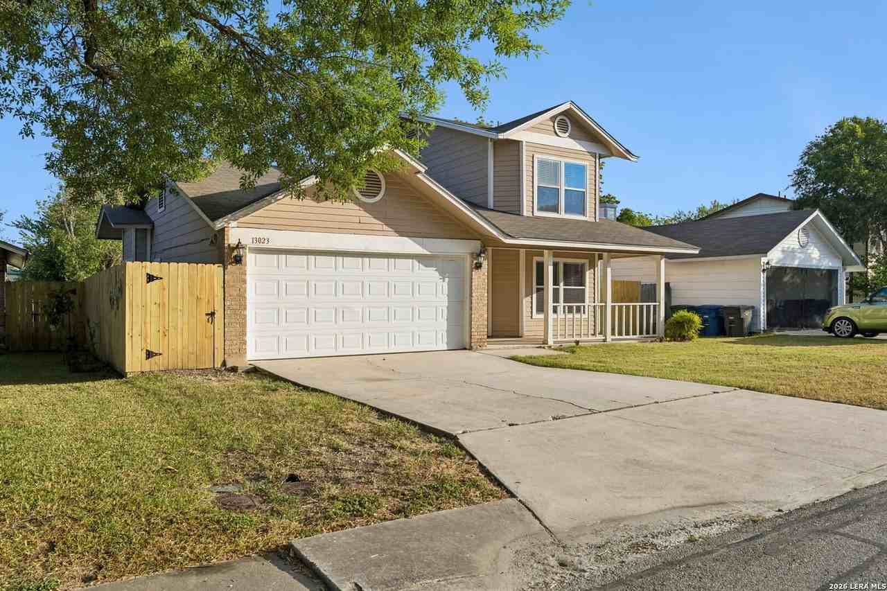 13023 Feather Ridge Dr - Photo 3 of 40