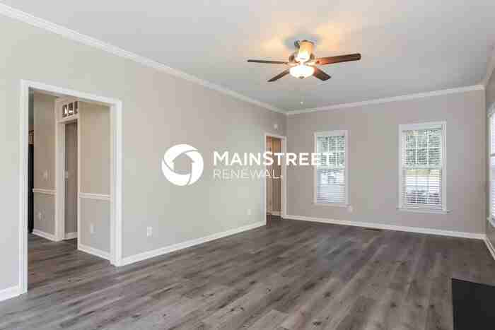 120 Hollow Ct - Photo 3 of 17
