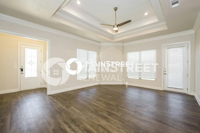 8831 Creek Run Rd #301 - Photo 4 of 16