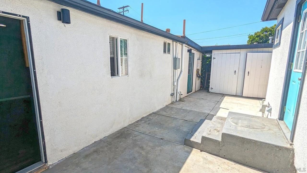 3645 Meade Ave - Photo 2 of 13