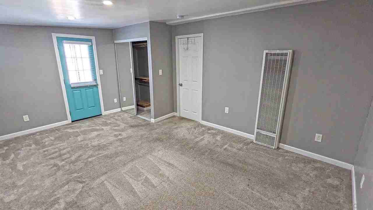3645 Meade Ave - Photo 4 of 13