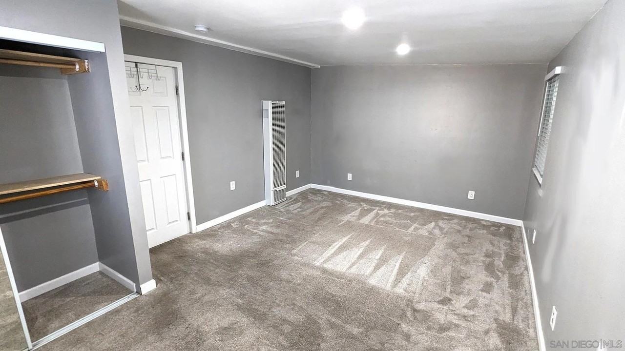 3645 Meade Ave - Photo 5 of 13