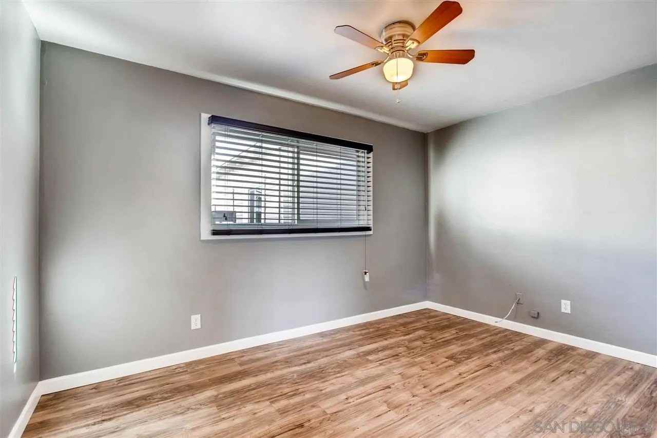4458 Copeland Ave - Photo 5 of 10