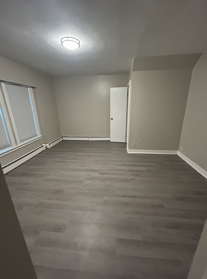 3 Pleasant Street, Unit 1 - Photo 5 of 9