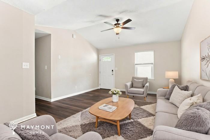 103 Duff St - Photo 5 of 15