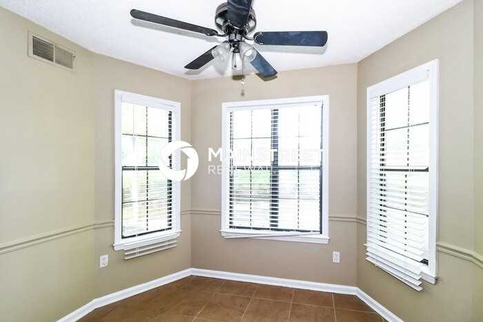 1422 Hawkcrest Cv N - Photo 7 of 17