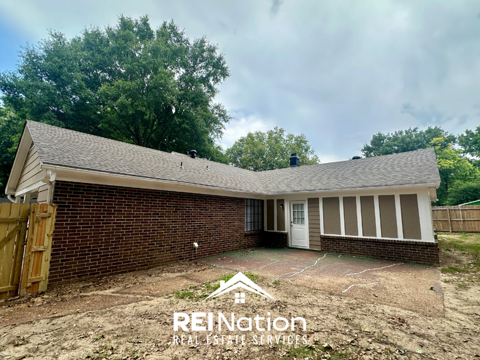 3056 Ruffle Dr - Photo 4 of 18