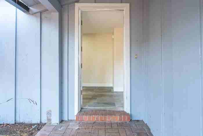 116 6th St - Photo 2 of 46