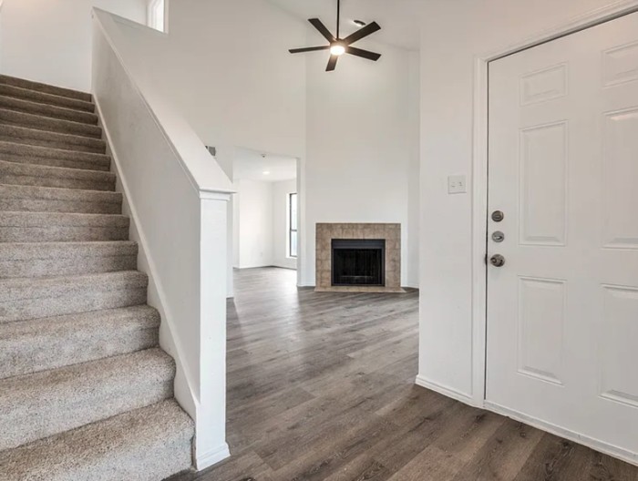 2326 Sherry St - Photo 3 of 12