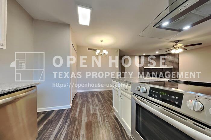1026 Clark Trl - Photo 6 of 20