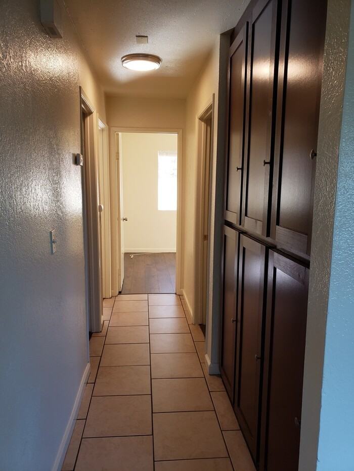 5315 Santa Margarita St #5 - Photo 3 of 9