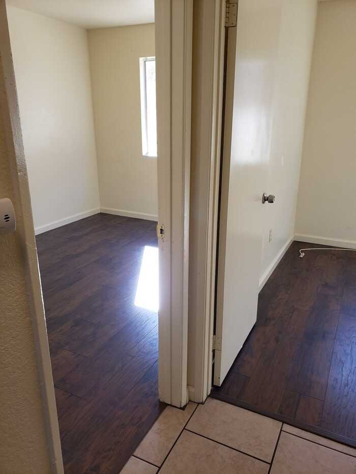 5315 Santa Margarita St #5 - Photo 5 of 9
