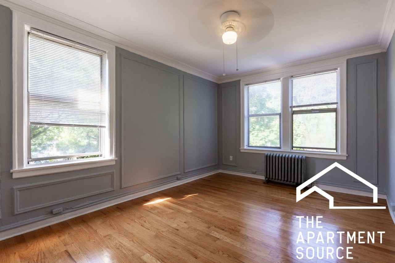 1367 W Estes Ave #2K - Photo 7 of 15