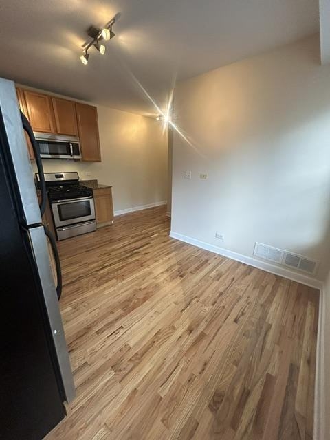 4606 N Monticello Ave #2N - Photo 3 of 13