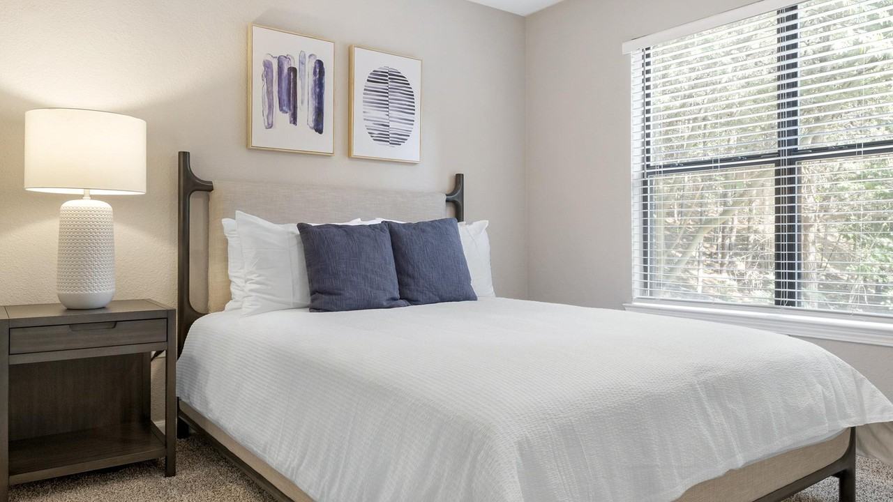 13100 Margie Lane - Photo 4 of 50