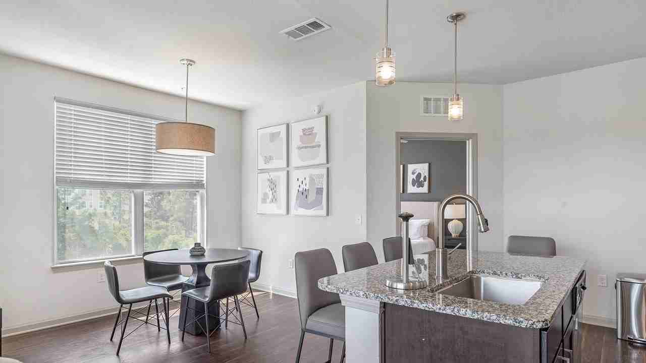 11 Parklands Drive - Photo 7 of 27