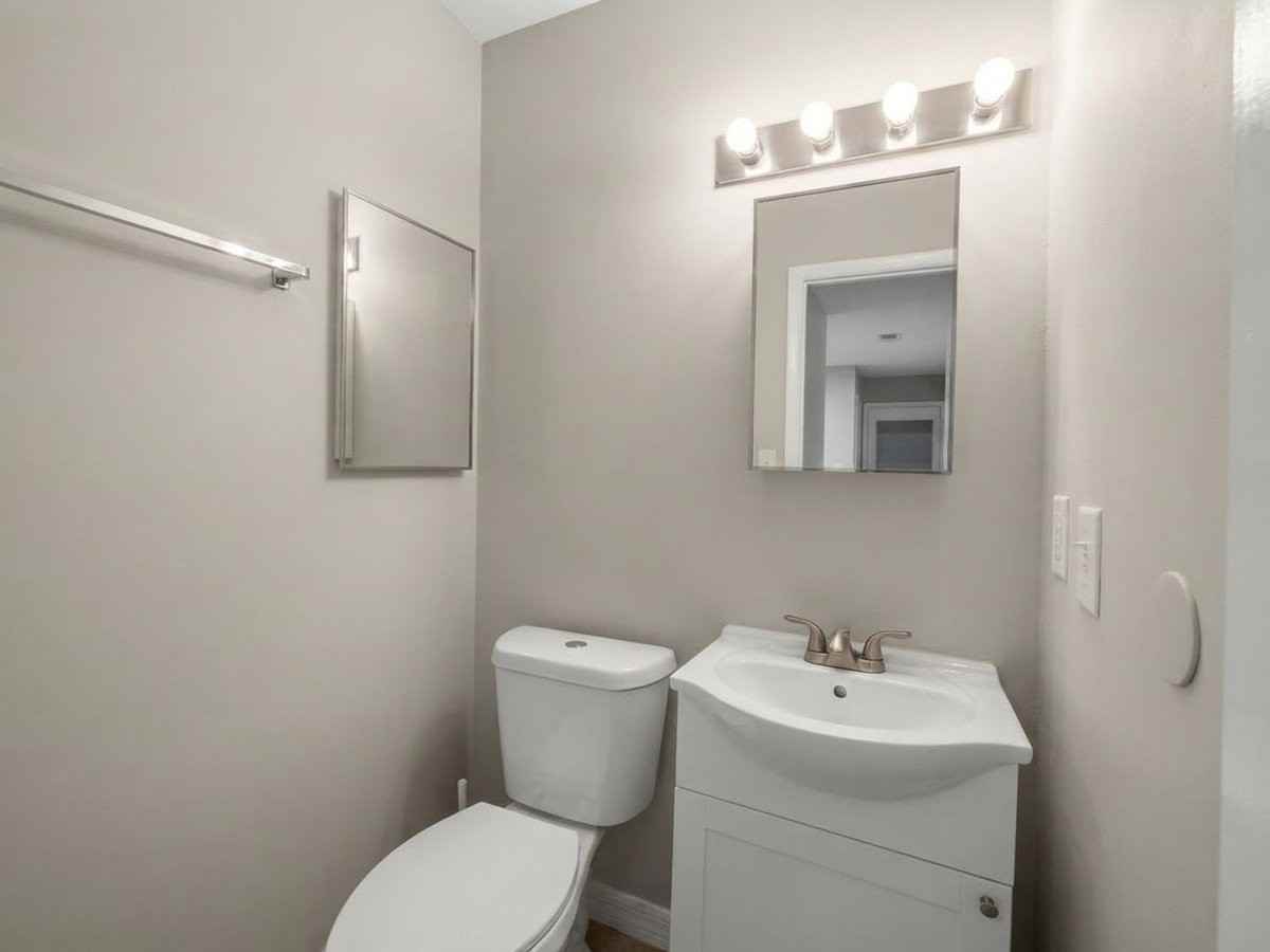 4211 S Semoran Blvd #7 - Photo 4 of 19