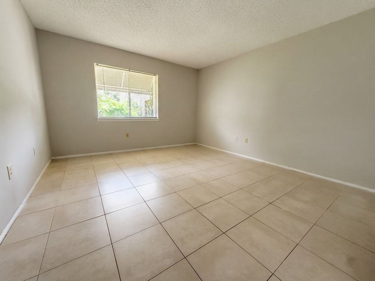 4211 S Semoran Blvd #7 - Photo 7 of 19