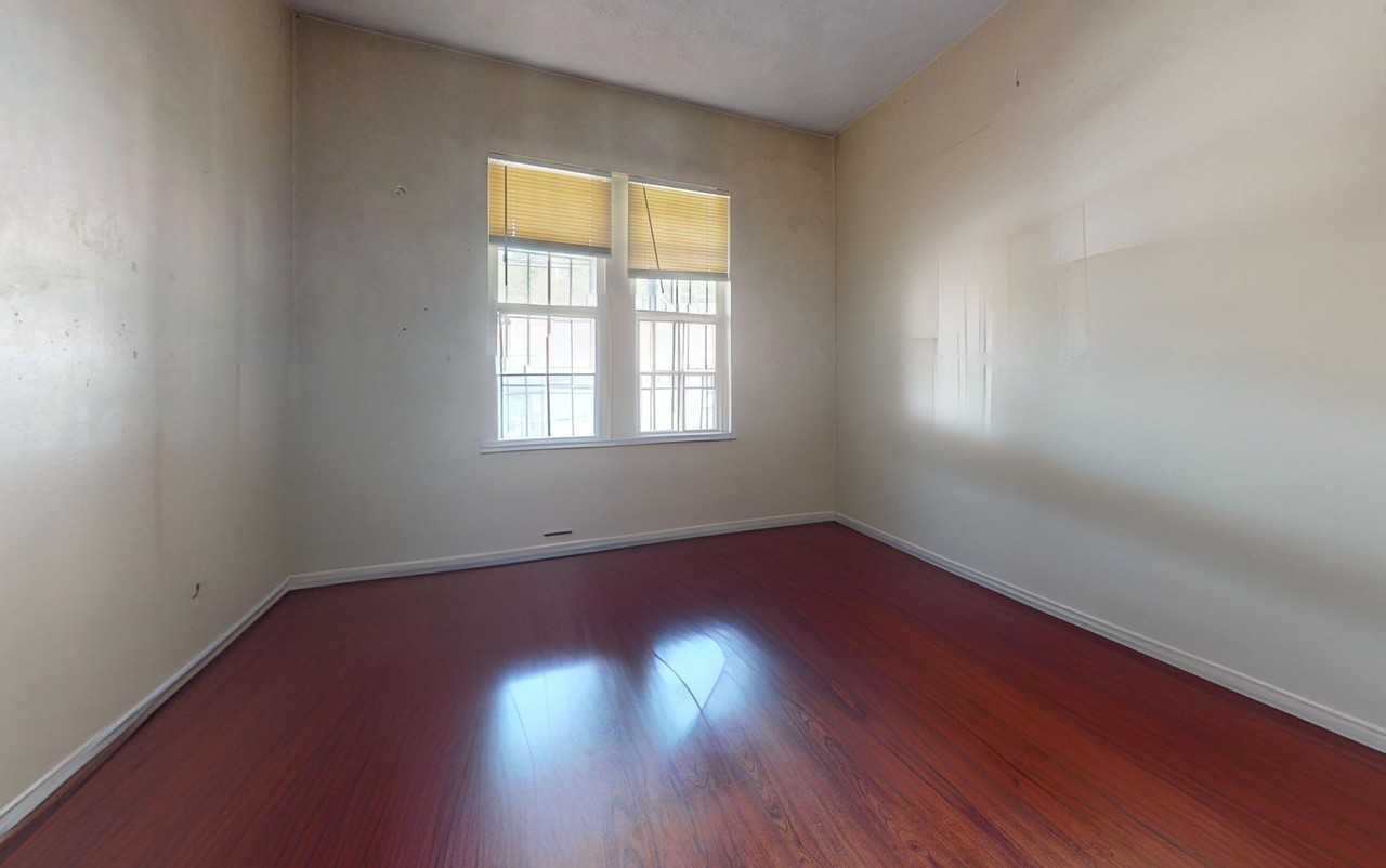 18 S Huntington Ave #2ROOMC - Photo 2 of 13
