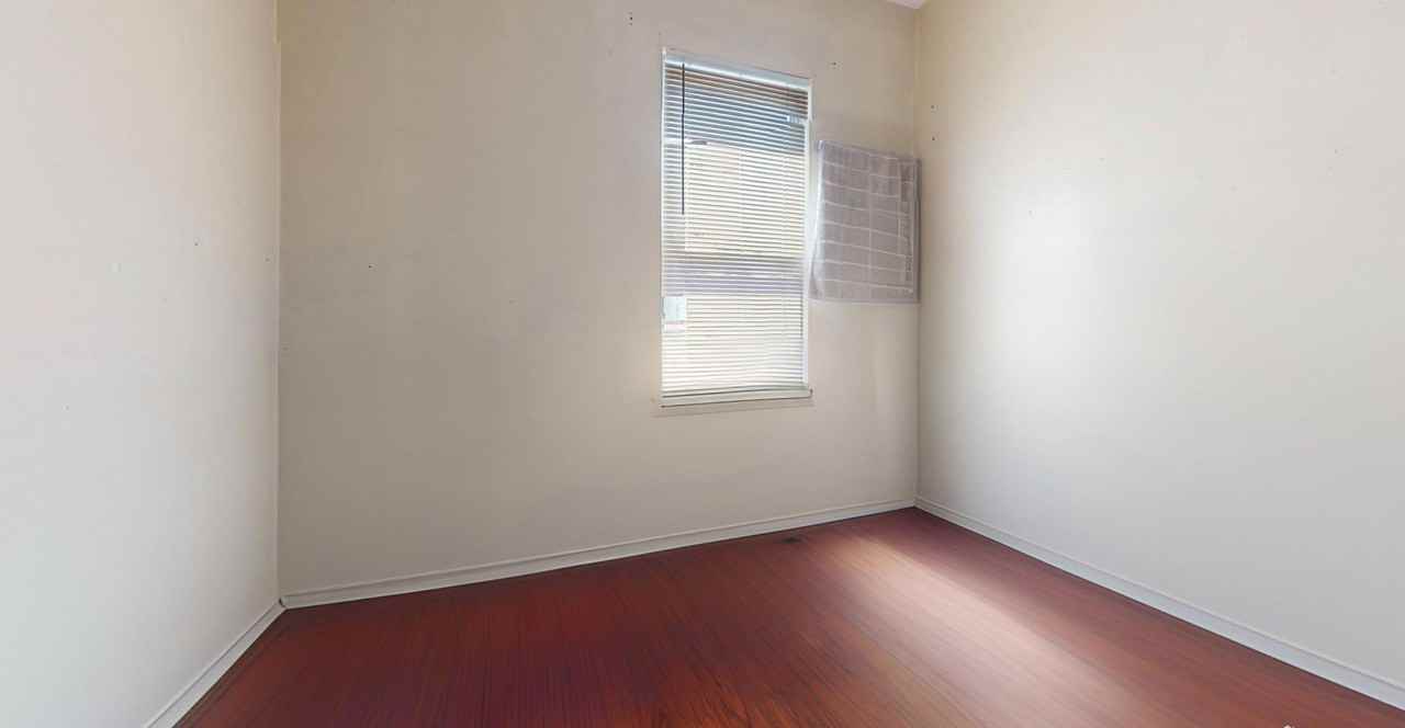 18 S Huntington Ave #2ROOMC - Photo 3 of 13