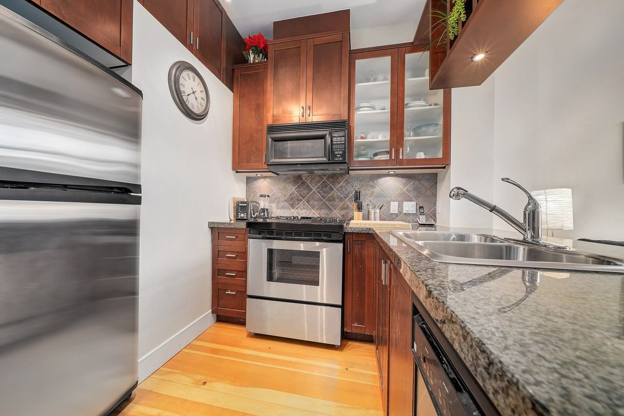 8988 Hudson Street #304 - Photo 6 of 24